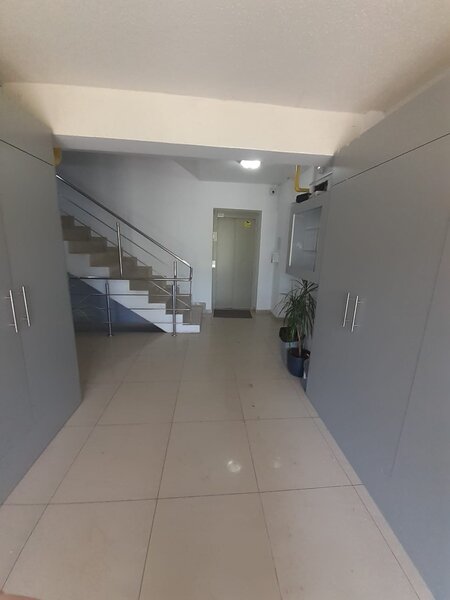 Militari Residence, Trattoria Roz Cafe, strada Rezervelor,